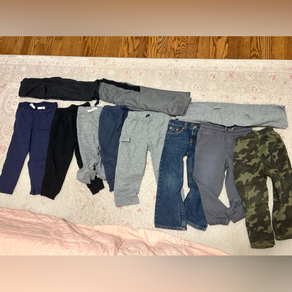 11 pairs 3T pants